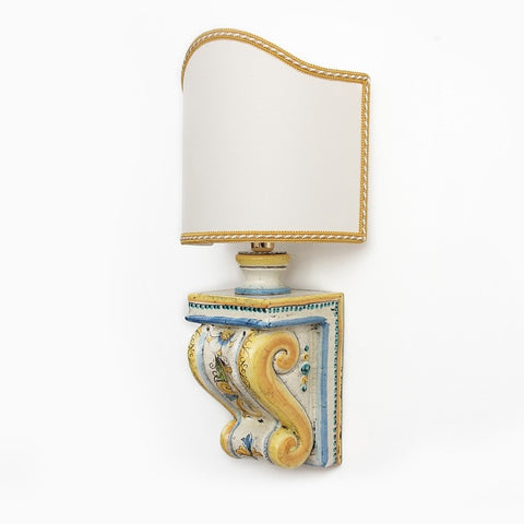 APPLIQUE CONSOLLE IN CERAMICA SICILIANA DI CALTAGIRONE GIALLO ANTICO