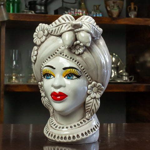 Teste di moro in ceramica siciliana Decoro Bianco Antico L. 19 X H. 27 cm