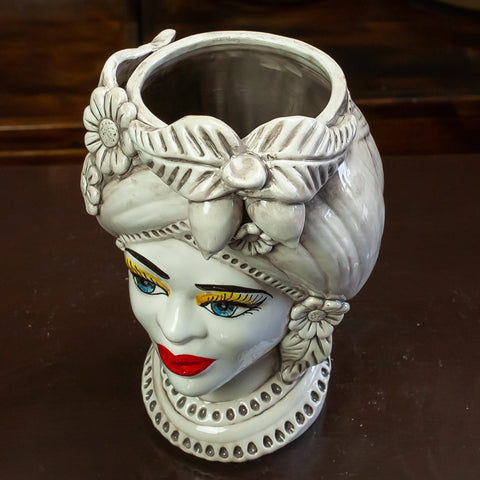 Teste di moro in ceramica siciliana Decoro Bianco Antico L. 19 X H. 27 cm