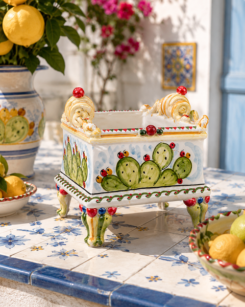 Fioriera Siciliana Decorata Fichi d'India su Piedini – Ceramica Artigianale H. 24 x L. 24 cm