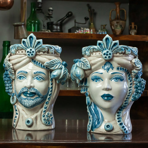 BROWN HEADS IN ANTIQUE BLUE CALTAGIRONE CERAMIC H. 28 CM